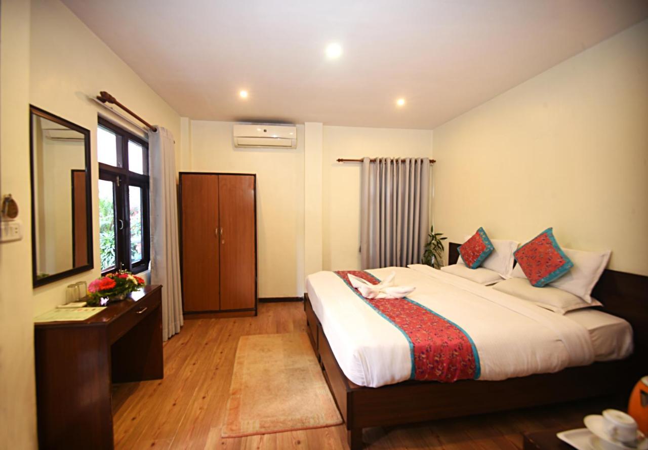 Hotel Amaryllis Kathmandu Bagian luar foto