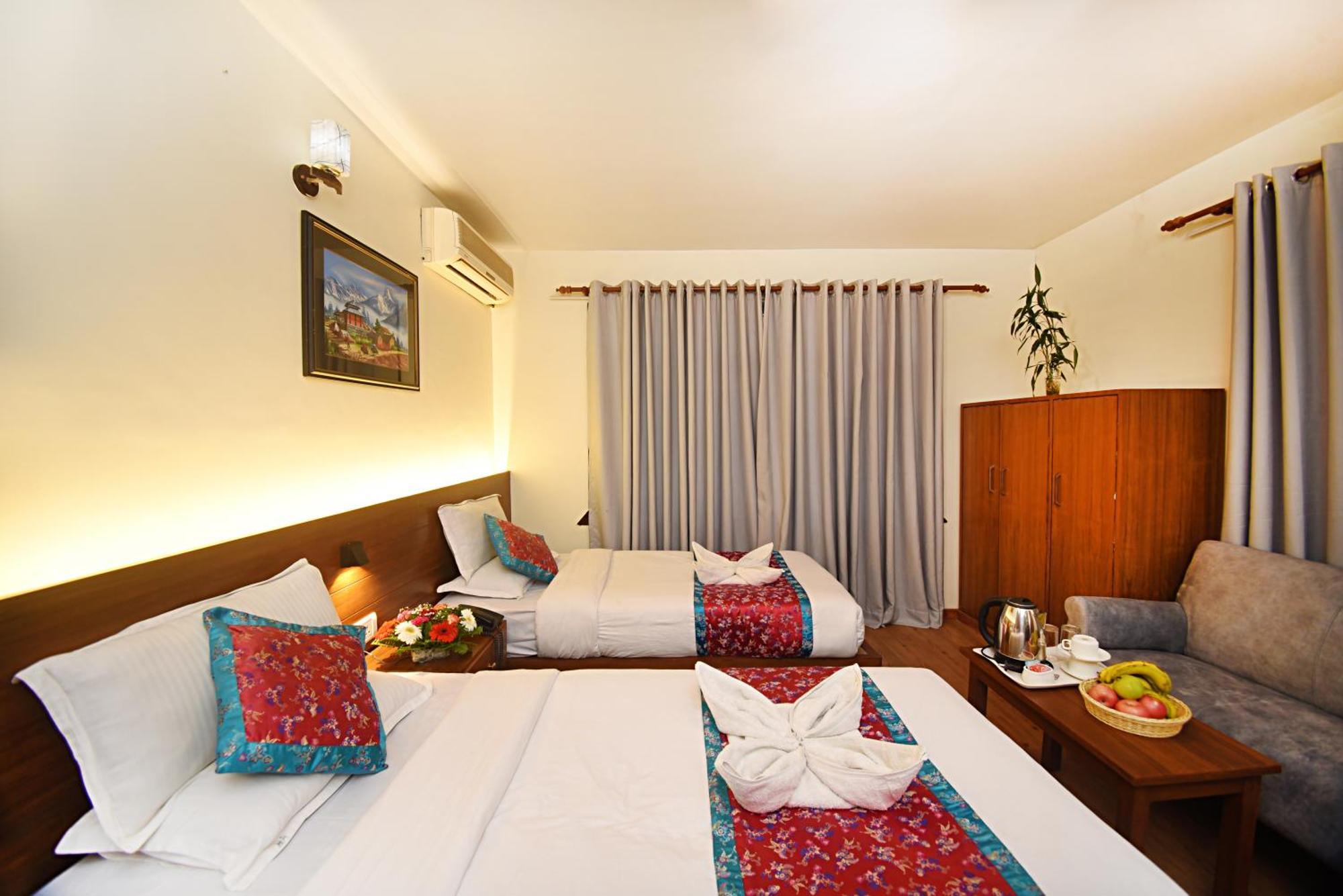 Hotel Amaryllis Kathmandu Bagian luar foto